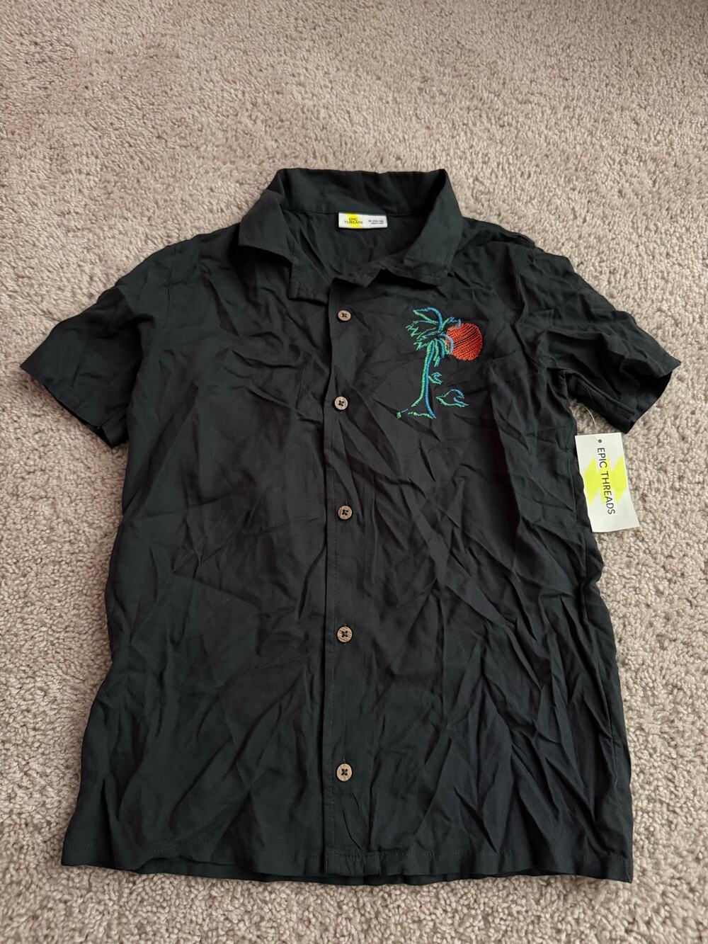 New Boys Epic threads shirt- 10/12 (retail $39.50)